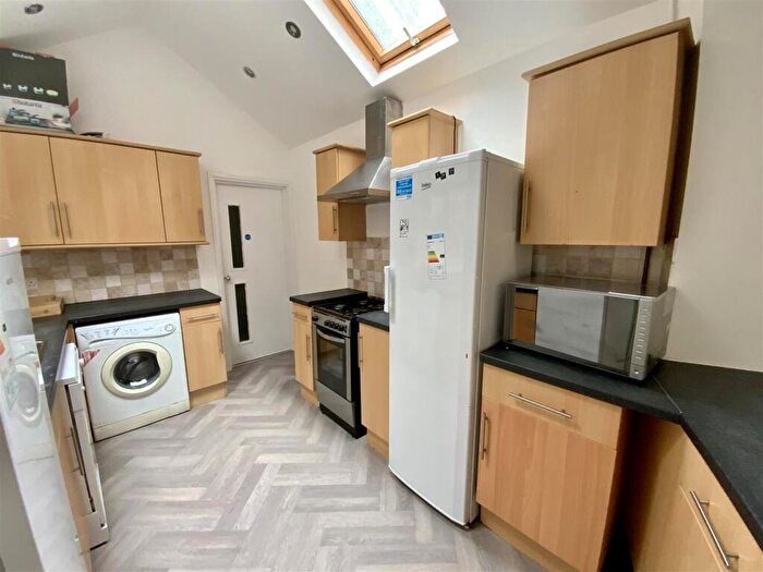 6 Bedroom Maisonette To Rent In Salisbury Road, Cathays, CF24