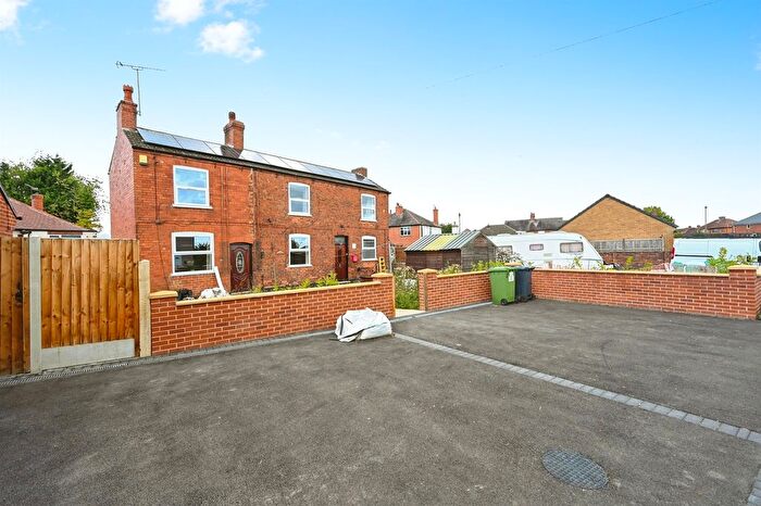 3 Bedroom Detached House For Sale In Albion Street, Ripley, DE5