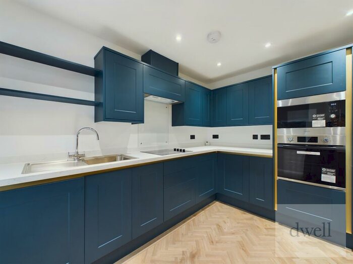 2 Bedroom Flat To Rent In Claremont Drive, Leeds, LS6