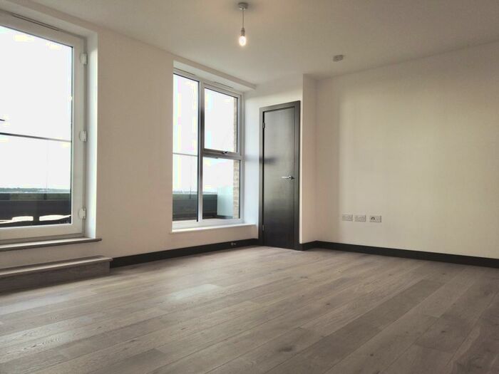 2 Bedroom Apartment To Rent In James Smith Court, Dartford, DA1