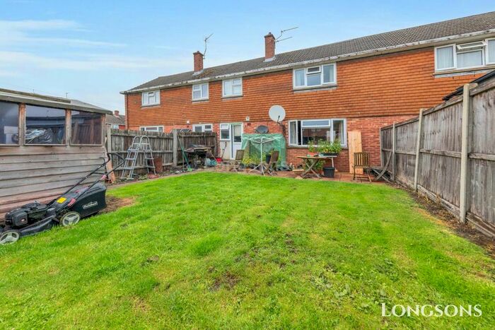 3 Bedroom Terraced House For Sale In Changi Road, Watton, IP25