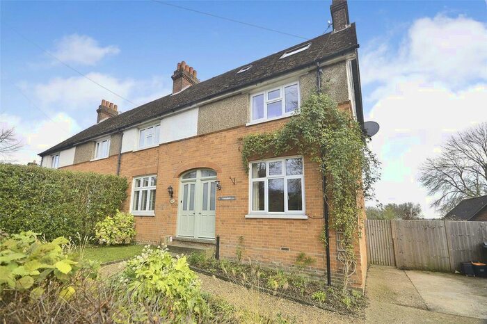 3 Bedroom End Of Terrace House For Sale In Hillside Cottages, Faversham Road, Boughton Lees, Ashford TN25