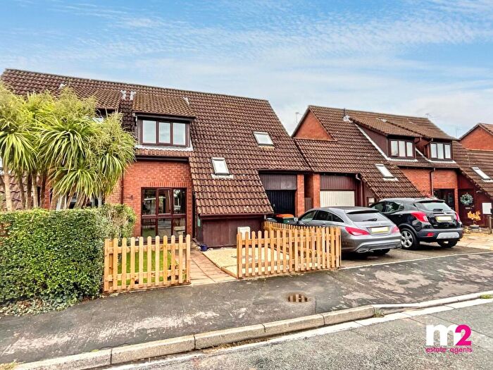 4 Bedroom Semi-Detached House For Sale In Roman Reach, Caerleon, Newport, NP18