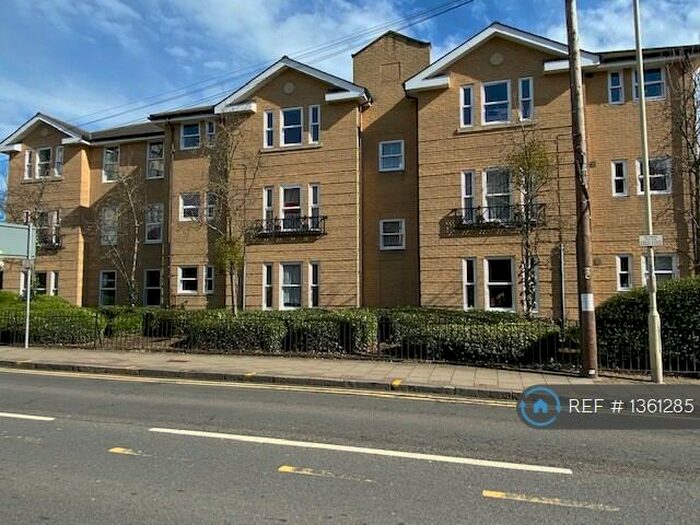 2 Bedroom Flat To Rent In Sandringham Place, Chelmsford, CM2