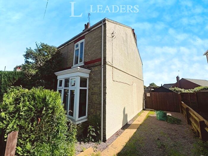 2 Bedroom Semi-Detached House To Rent In Clay Lake, Spalding, PE11