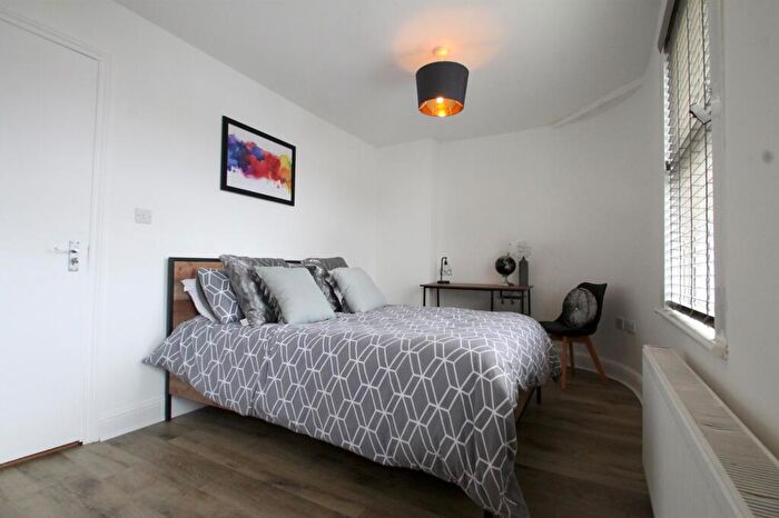 1 Bedroom House To Rent In Kirkdale, London, SE26