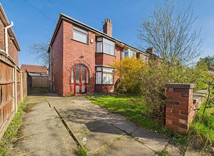 3 Bedroom Semi-Detached House To Rent In Mort Lane, Tyldesley, M29