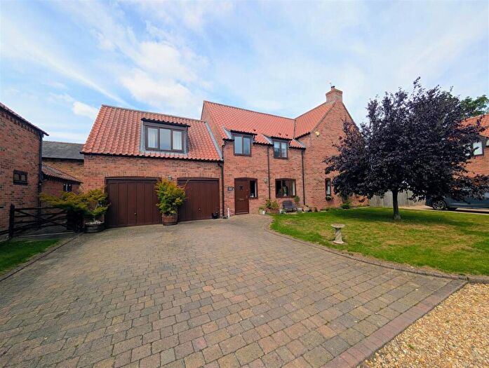 5 Bedroom Detached House For Sale In Back Lane, Barnby, Newark, NG24