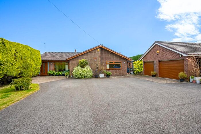 3 Bedroom Detached Bungalow For Sale In Newarth Lane, Hesketh Bank, PR4
