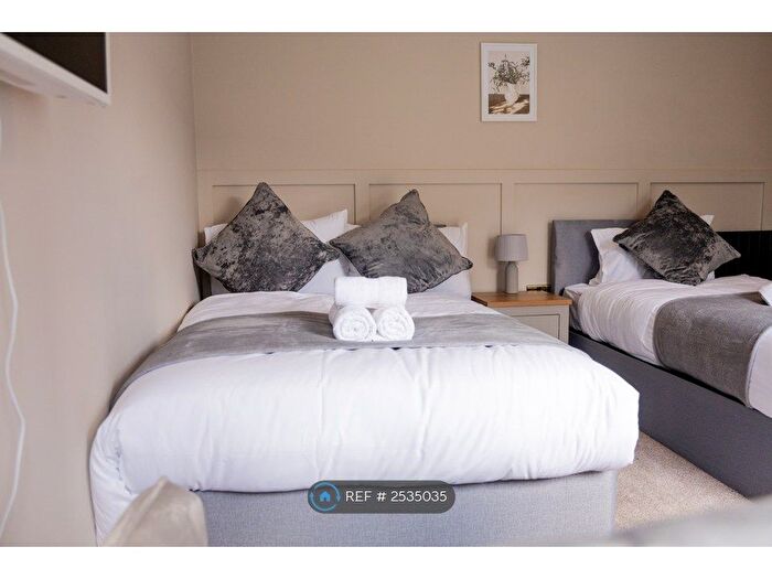 1 Bedroom Flat To Rent In London, London, CR7