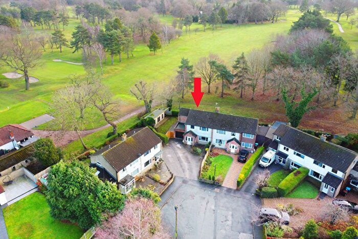 4 Bedroom Semi Detached House For Sale In Maple Close, Harrogate, HG2