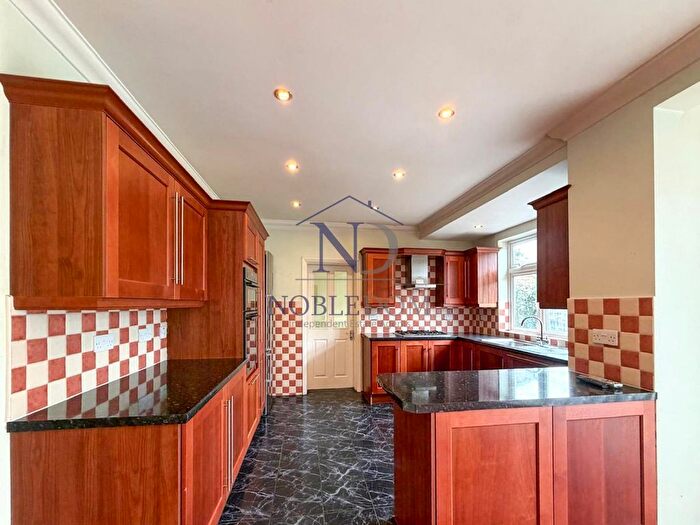 4 Bedroom Semi-Detached House To Rent In Bryanston Avenue, Twickenham, TW2
