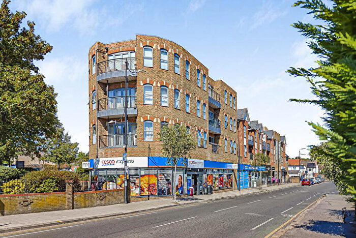 1 Bedroom Apartment To Rent In Evergreen Apartments, High Road, Woodford Green, Redbridge, IG8
