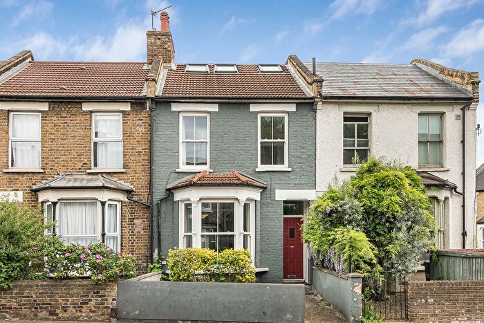 5 Bedroom Terraced House For Sale In Kenworthy Road, London, E9
