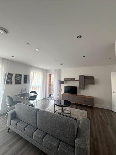 1 Bedroom Flat To Rent In Lismore Boulevard, Citrine House, Colindale Gardens, NW9