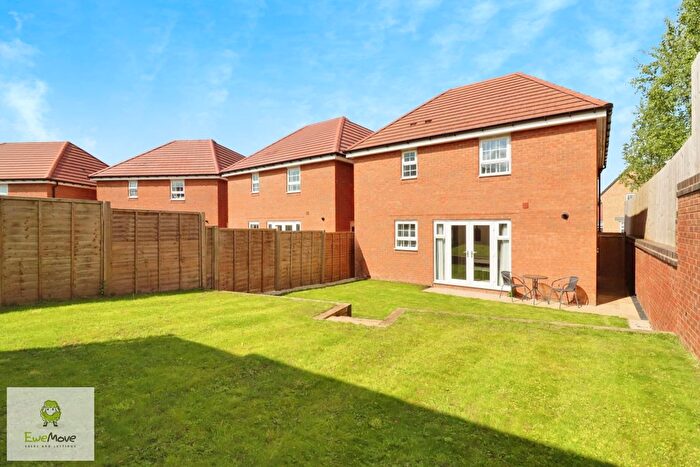3 Bedroom Detached House For Sale In Tomkinson Heights, Hednesford, Cannock, Staffordshire, WS12