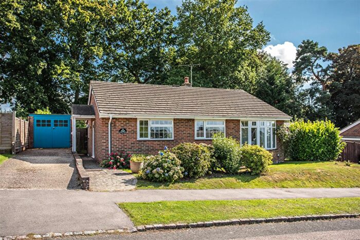 3 Bedroom Detached Bungalow For Sale In Park View, Buxted, Uckfield, TN22