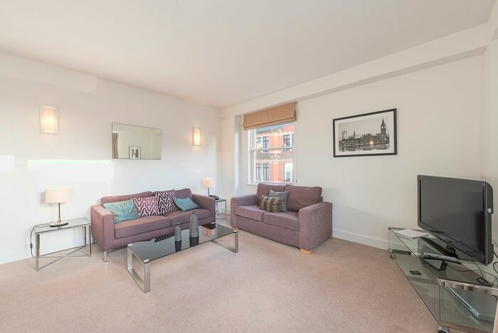 2 Bedroom Flat To Rent In Weymouth Street, London, W1W