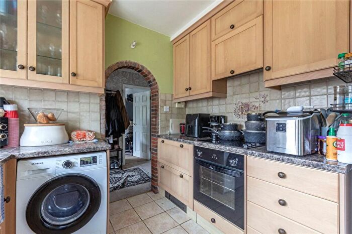 2 Bedroom Bungalow For Sale In Sanway Road, Byfleet, West Byfleet, Surrey, KT14