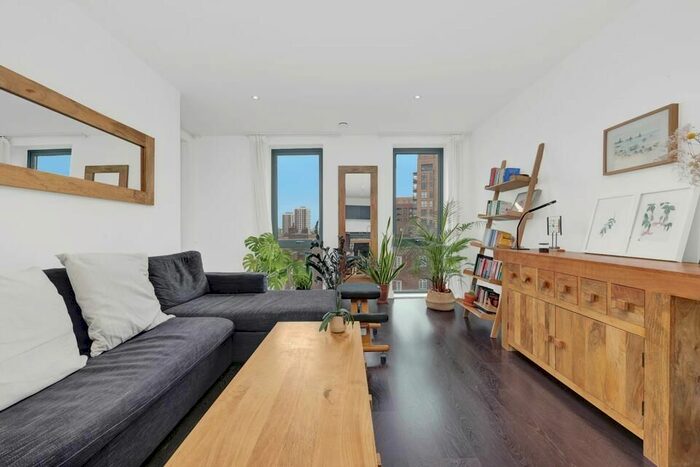 1 Bedroom Flat To Rent In Harford Street, London, E1