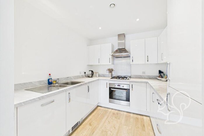 1 Bedroom Apartment For Sale In Hill Court, Chelmsford, CM1