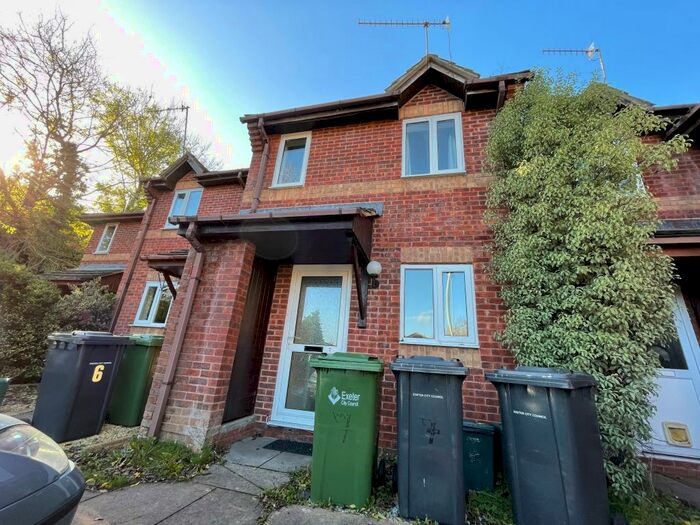 2 Bedroom Terraced House To Rent In Halses Close, Exeter, EX4