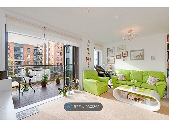 2 Bedroom Flat To Rent In Chaplin House, London, W3