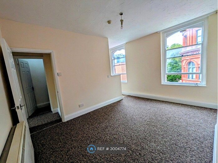 1 Bedroom Flat To Rent In East Street, Bedminster, Bristol, BS3