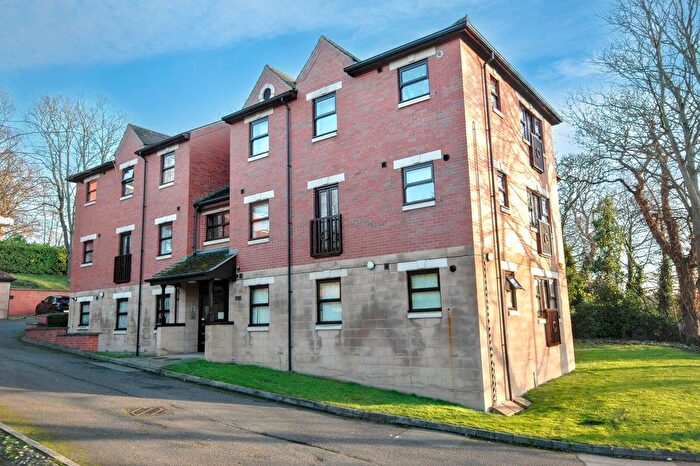 2 Bedroom Flat To Rent In Cliff Villa Court, Wakefield, WF1