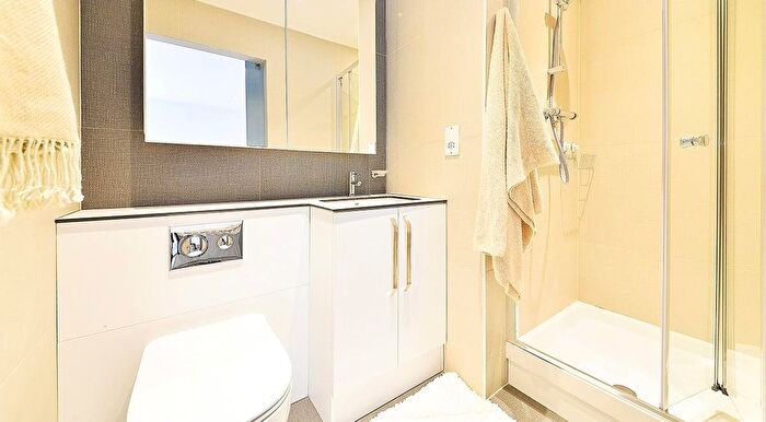 Studio To Rent In Curzon Street, Nottingham, NG3