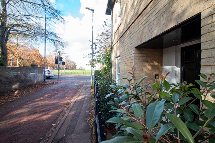2 Bedroom Apartment To Rent In Gresham Road, Cambridge, CB1