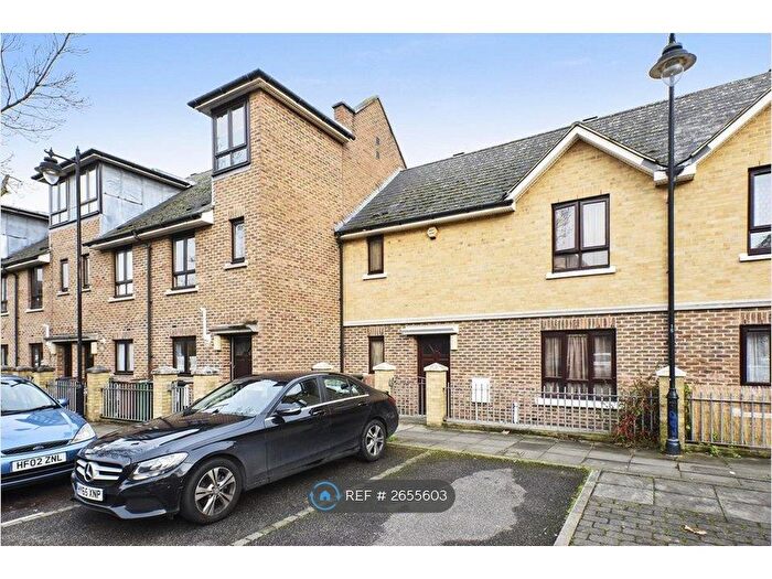 3 Bedroom Terraced House To Rent In Birch Grove, London, E11