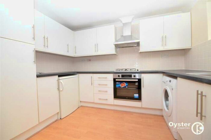 2 Bedroom Apartment To Rent In Church Street, Enfield, EN2