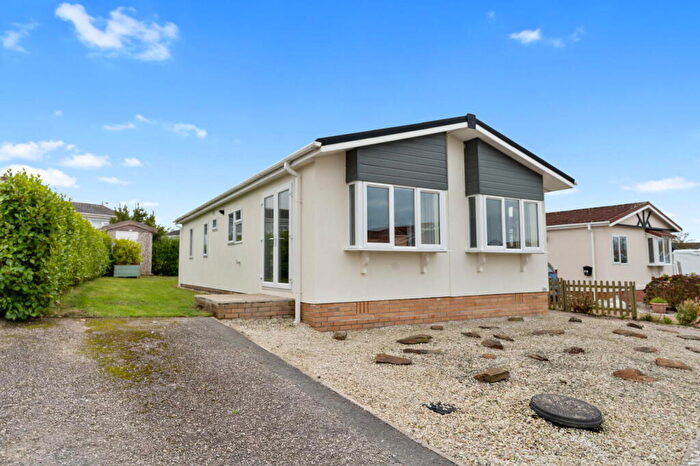 2 Bedroom Lodge For Sale In Porthmissen, St Merryn Park, St Merryn, PL28