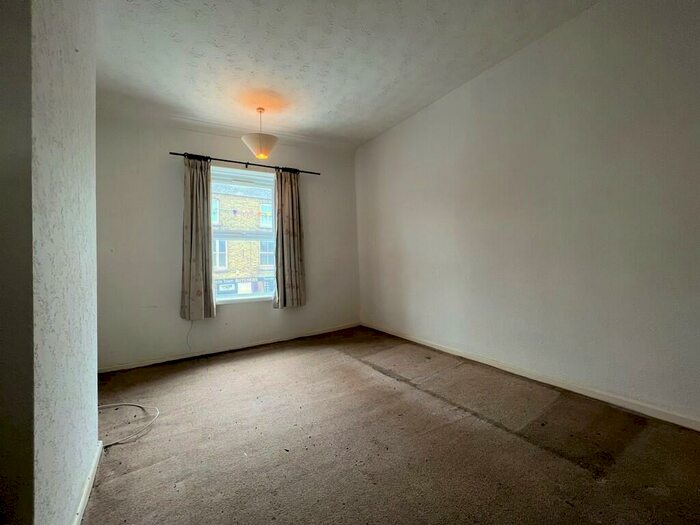 2 Bedroom Flat For Sale In Park Street, Chatteris, Cambs., PE16