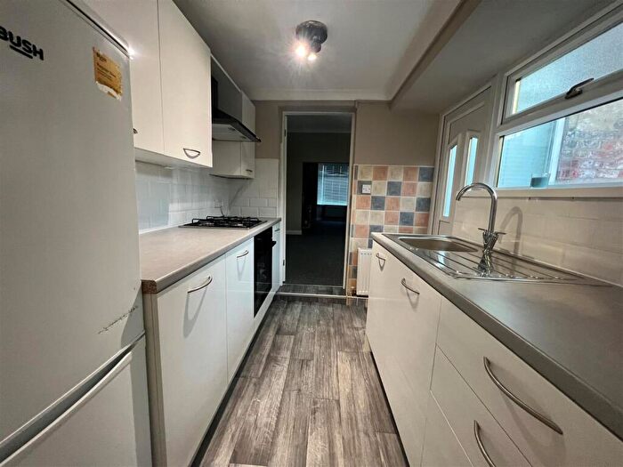 2 Bedroom Terraced House To Rent In Walter's Terrace, Newland Avenue, HU5