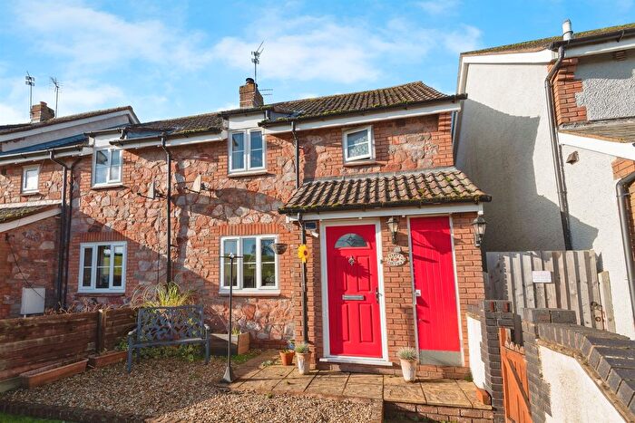 3 Bedroom End Of Terrace House For Sale In Hollywell Lake, Wellington, TA21