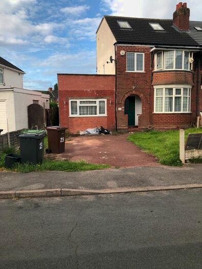 5 Bedroom Semi-Detached House To Rent In Shalford Road, Solihull, B92