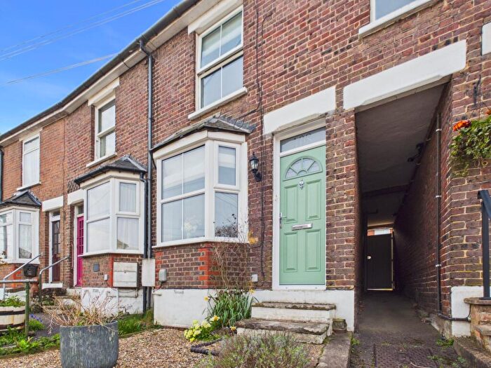 3 Bedroom Terraced House To Rent In Bois Moor Road, Chesham, Buckinghamshire, HP5