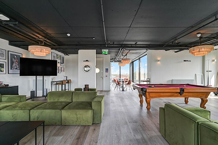 Studio To Rent In Ferme House, Greenhill Way, Harrow, HA1