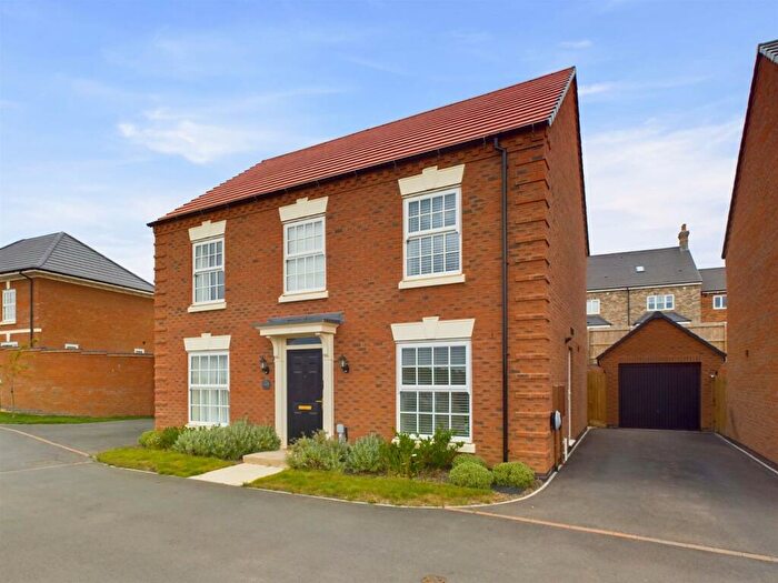 4 Bedroom Detached House For Sale In Beedham Way, Mapperley Plains, Nottingham, NG3