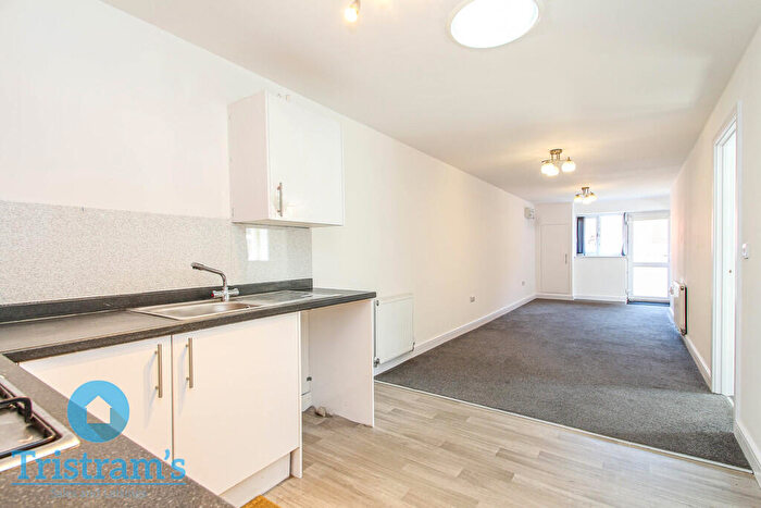 2 Bedroom Apartment To Rent In Millers Mews, Nottingham, NG6