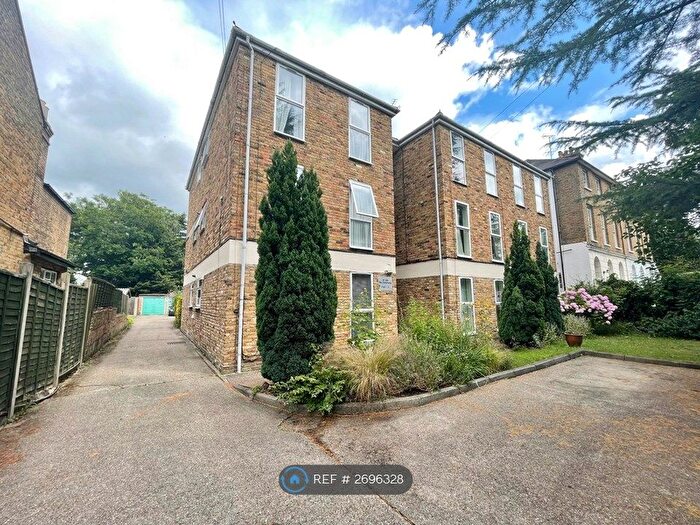 1 Bedroom Flat To Rent In The Greenway, Uxbridge, UB8