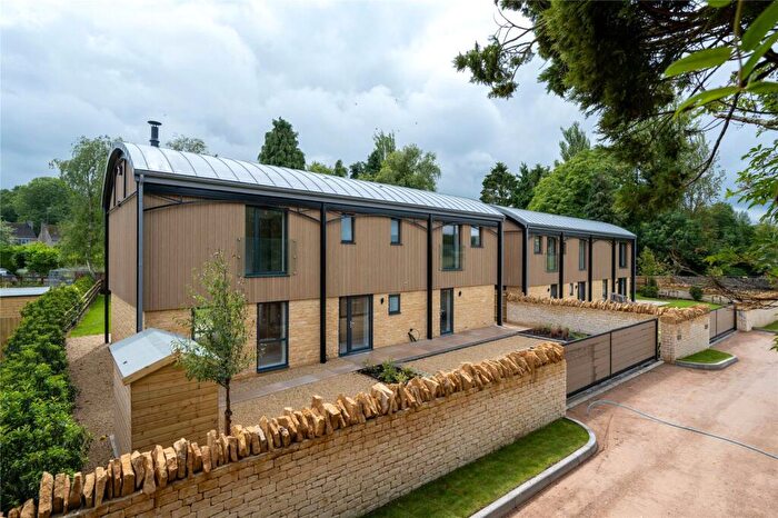 4 Bedroom Detached House For Sale In Willowside Grange, Withington, Cheltenham, Gloucestershire, GL54