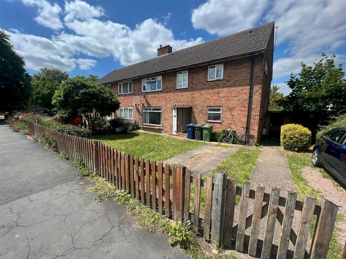 2 Bedroom Semi-Detached House To Rent In Rayson Way, Cambridge, CB5