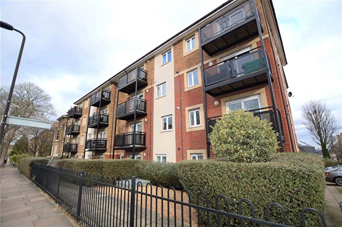 1 Bedroom Flat To Rent In Anerley Park, London, SE20