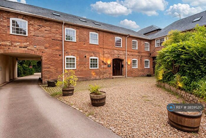 1 Bedroom Flat To Rent In Tring Station, Tring, HP23