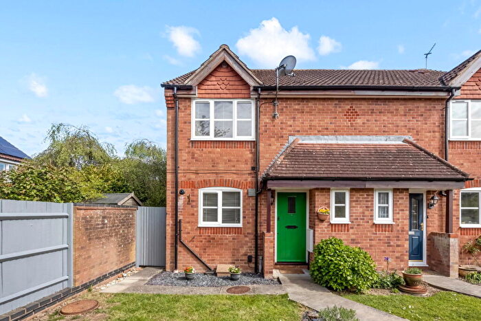 3 Bedroom End Of Terrace House For Sale In Warelands, Burgess Hill, West Sussex, RH15