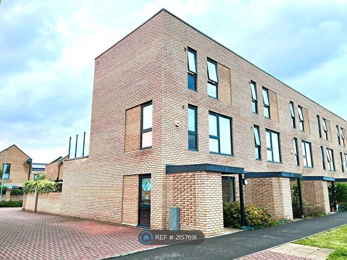 4 Bedroom End Of Terrace House To Rent In Baker Lane, Trumpington, Cambridge, CB2