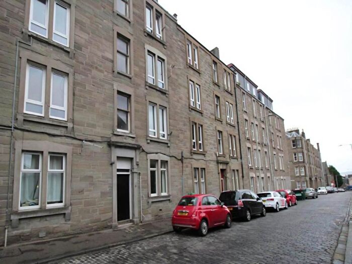 1 Bedroom Flat To Rent In Ogilvie Street, Dundee, DD4